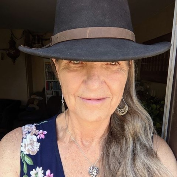 Meet your Posher, Babette - Picture 1 of 1